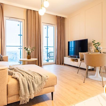 Apartamentysnu, Wola Tower Z Parkingiem Varsavia Esterno foto