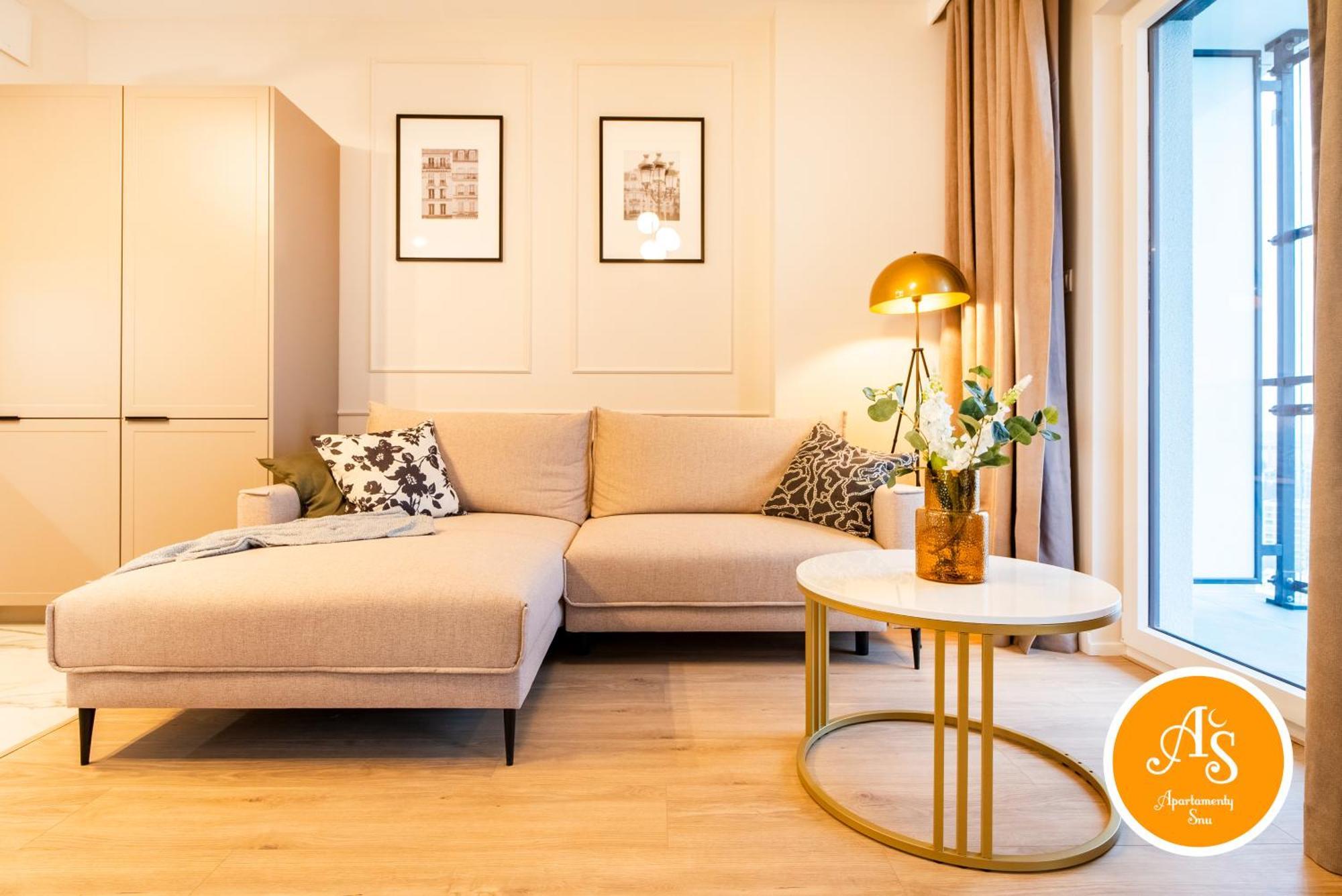Apartamentysnu, Wola Tower Z Parkingiem Varsavia Esterno foto